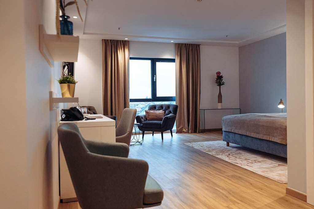 Antunovic Hotel East Sesvete Oda fotoğraf