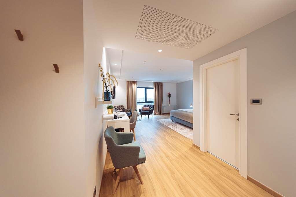 Antunovic Hotel East Sesvete Olanaklar fotoğraf
