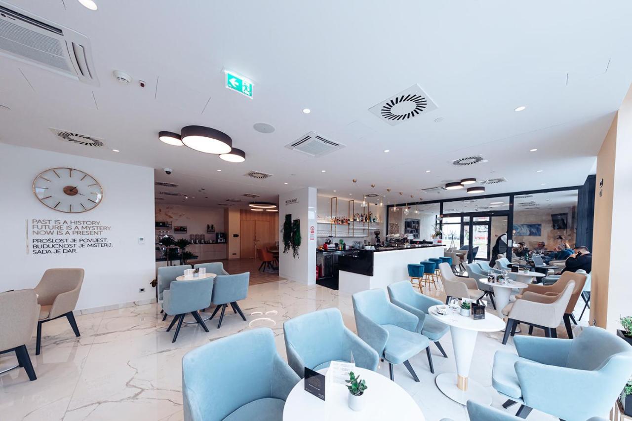Antunovic Hotel East Sesvete Dış mekan fotoğraf